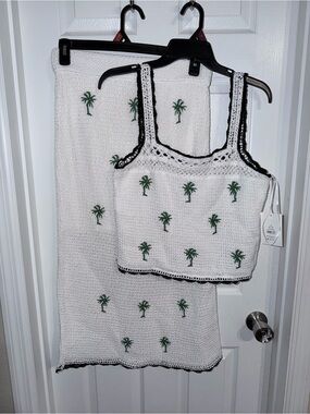 White Crochet Bandeau Set with Green Palm Embroidery